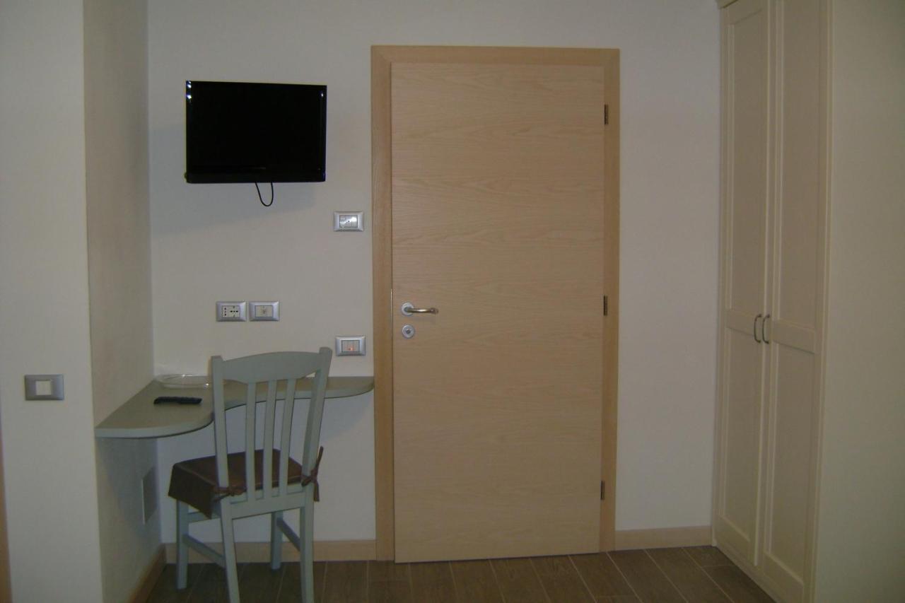 Affittacamere Rubino Guest House 폰테 넬랄피 외부 사진