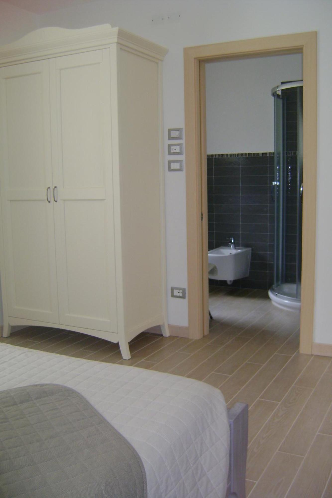 Affittacamere Rubino Guest House 폰테 넬랄피 외부 사진
